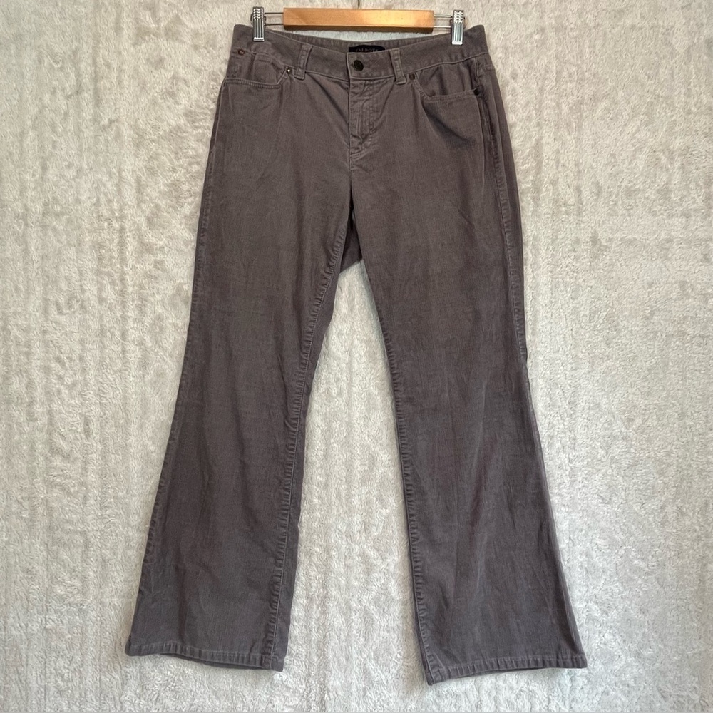 Talbots Women's Curvy Fit Corduroy Pants Sz 6 Indigo (Brownish/Red) Boot Cut